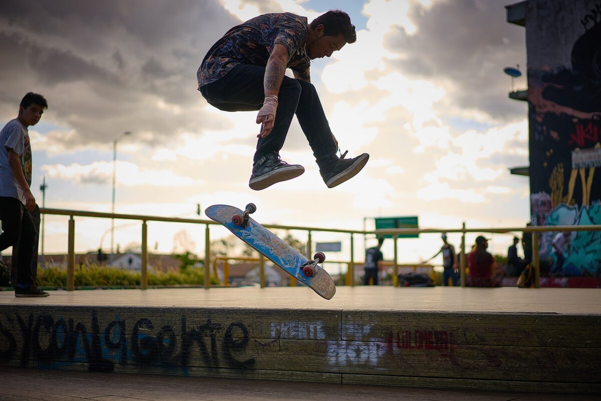 skateboard, skate, fly